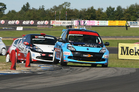 Christian Siepmann er blevet en seriøs kandidat til tredjepladsen i Renault DTC Light Cup.